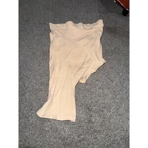 SKIMS sculpting shorts left leg exposed size 3xl - NEW